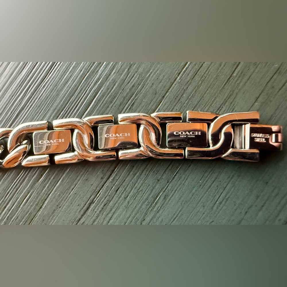 Coach Silver Watch with Cuban Chain - Picture 4 of 5